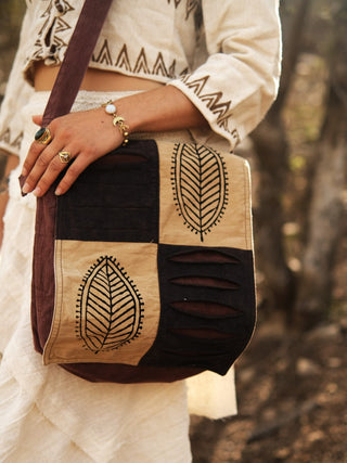 Vanika Sling Bag