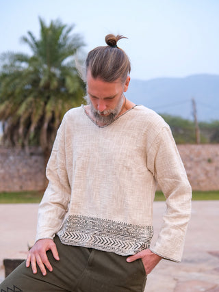 Kathikī T-shirt