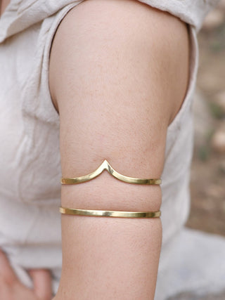 Astra Armlet