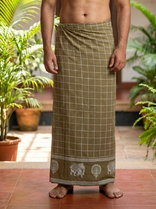 Gajarekha Dhoti