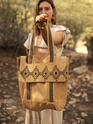 Pathik Tote
