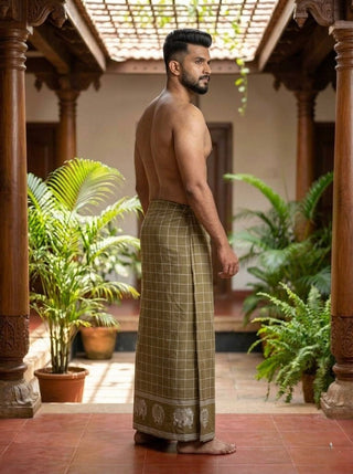 Gajarekha Dhoti