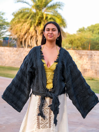 Utkala Shrug