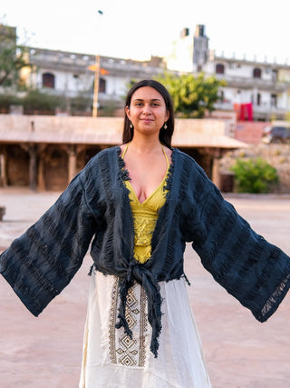 Utkala Shrug