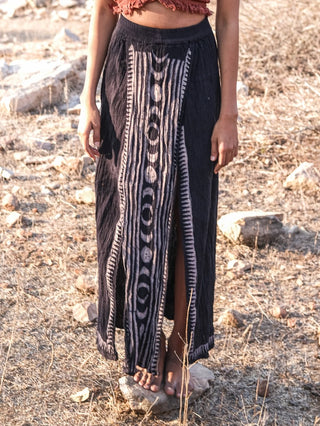 Vadhya Panel Skirt