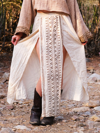 Mukthi Skirt