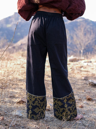 Kayanta Pant