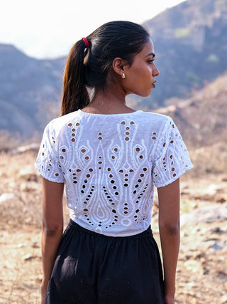 Avesta Crop top