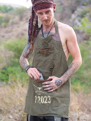 Wander  Aprons