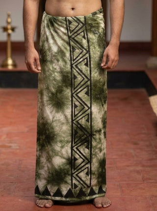 Aadri Dhoti